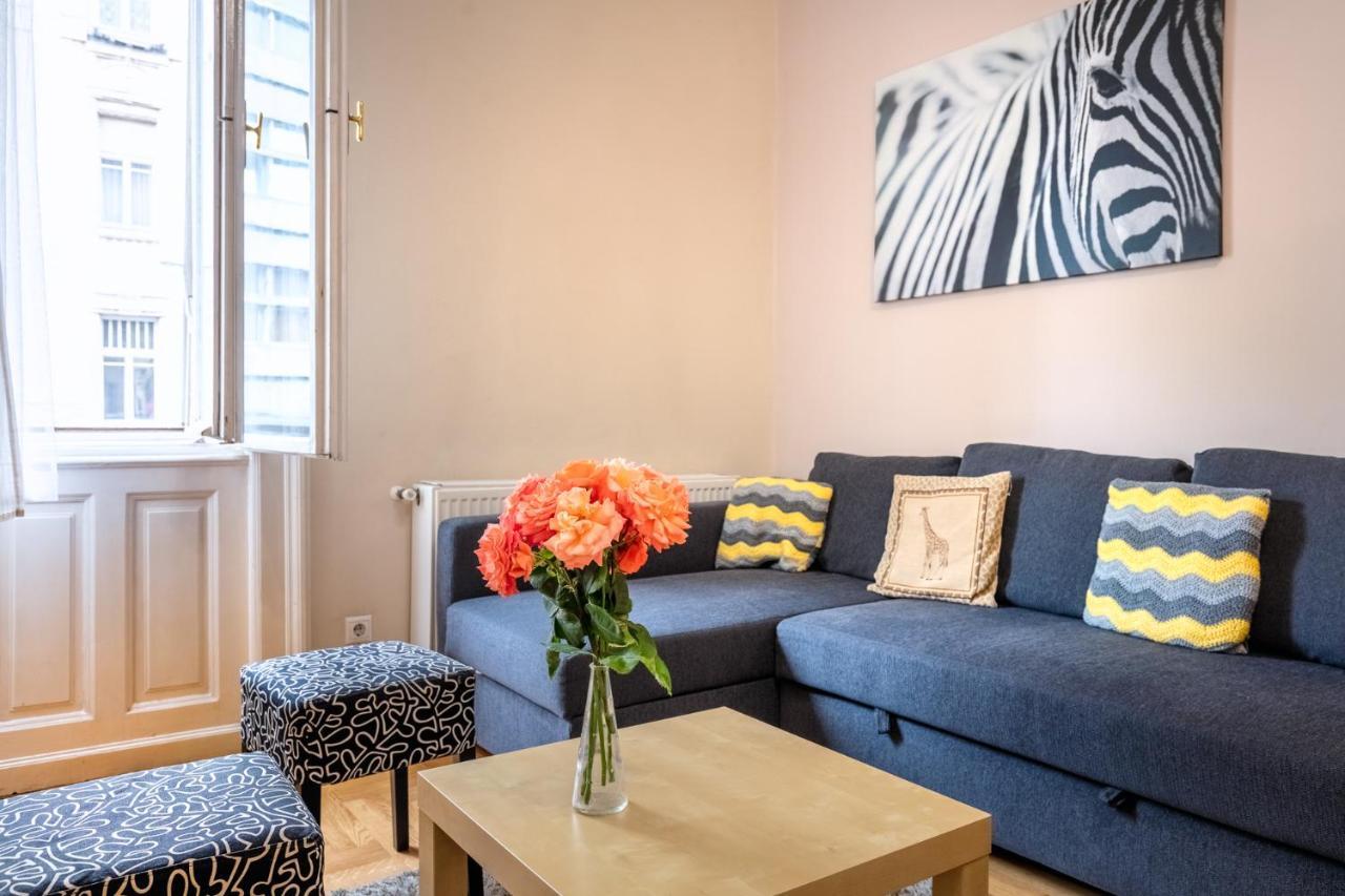 Orangehomes Kalvin Sq 2 Bedroom Apartment Budapest Exterior foto
